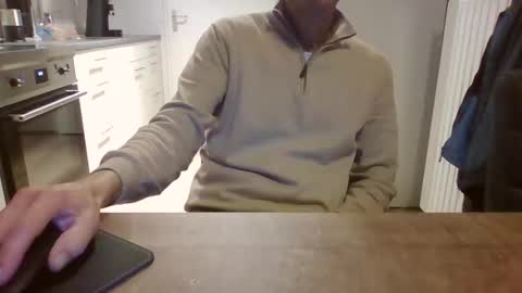 Snapshot of jop55 chatting on 11/02/25, 07:11 Jop55 online show from 11/02/25, 07:11