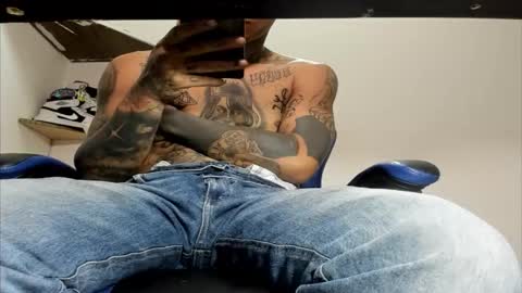 jordan33blake online show from 10/24/25, 02:41