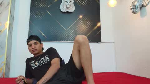 Snapshot of jordanandandrew chatting on 10/02/25, 07:54 jordanandandrew online show from 10/02/25, 07:54