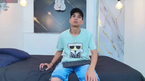 Snapshot of jordanandandrew chatting on 10/06/25, 07:44 jordanandandrew online show from 10/06/25, 07:44