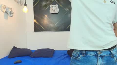 Snapshot of jordanandandrew chatting on 10/10/25, 08:08 jordanandandrew online show from 10/10/25, 08:08