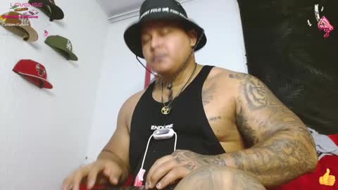     online show from 01/03/25, 06:44