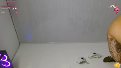     online show from 02/23/25, 02:40