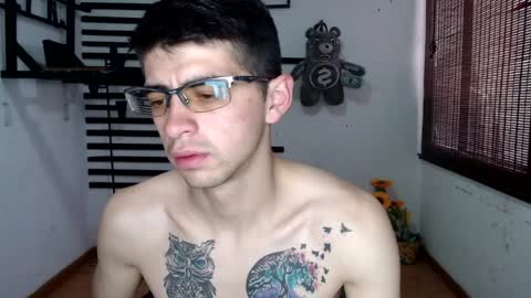 Snapshot of jordi_big_cock chatting on 12/01/24, 04:29 jordi_big_cock online show from 12/01/24, 04:29