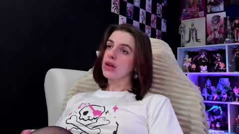 Rose online show from 12/14/25, 05:07