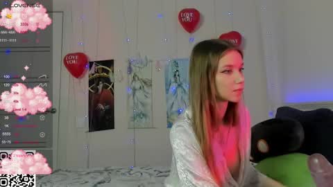 Mila online show from 02/18/25, 11:41