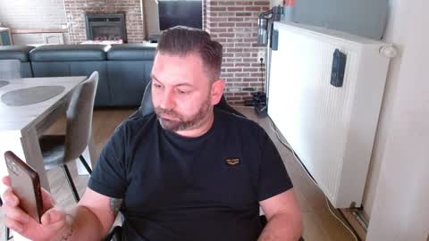 joscrossbot online show from 01/26/25, 01:04