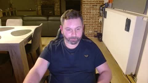 joscrossbot online show from 02/18/25, 06:37