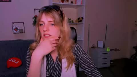 jose_fairy online show from 10/06/25, 07:33