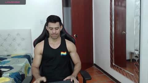 jose_rumbero91 online show from 12/16/24, 10:50