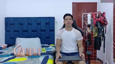 jose_rumbero91 online show from 01/17/26, 11:48