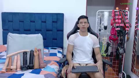 jose_rumbero91 online show from 02/06/26, 01:43