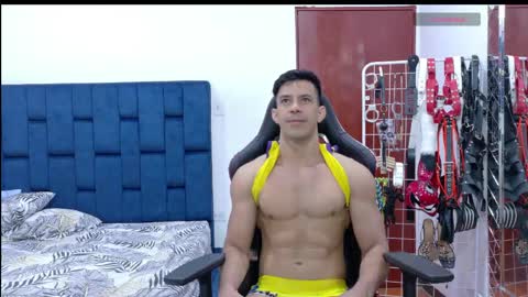 jose_rumbero91 online show from 04/15/26, 01:51