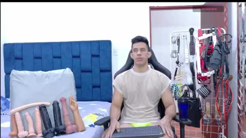 jose_rumbero91 online show from 05/06/26, 11:59