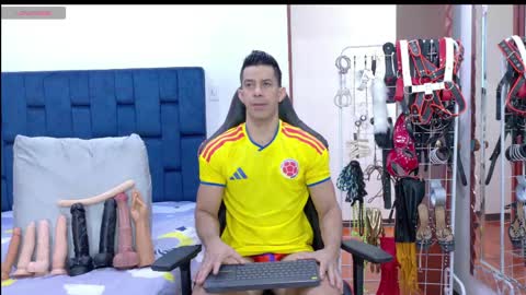 jose_rumbero91 online show from 06/07/26, 12:53