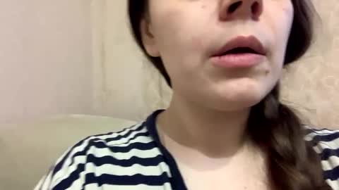 Snapshot of josefine_darkfeel chatting on 12/17/24, 12:11 Josefine darkfeel online show from 12/17/24, 12:11