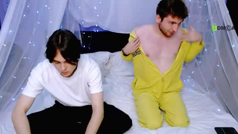 joseph_bear_ online show from 09/17/25, 01:02