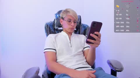 Snapshot of joseph_brown_ chatting on 12/31/24, 12:57 JOSEPH BROWN online show from 12/31/24, 12:57