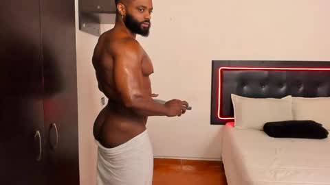 Snapshot of joseph_palacios chatting on 02/14/25, 03:47 joseph palacios online show from 02/14/25, 03:47