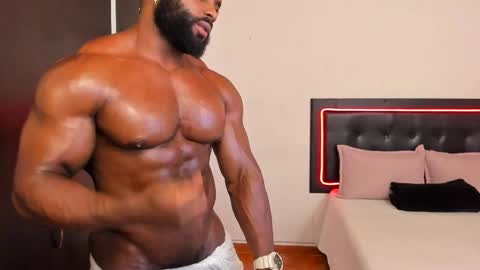 Snapshot of joseph_palacios chatting on 02/25/25, 05:08 joseph palacios online show from 02/25/25, 05:08