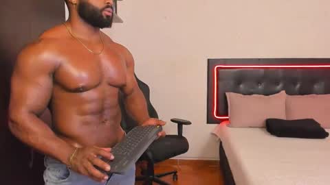 Snapshot of joseph_palacios chatting on 10/22/25, 12:33 joseph palacios online show from 10/22/25, 12:33