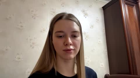 Snapshot of josephstahnke chatting on 12/15/25, 05:23 Anessa online show from 12/15/25, 05:23