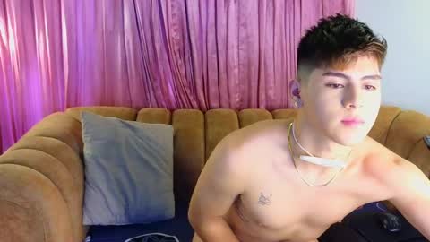 Snapshot of josethariaz25 chatting on 04/30/26, 11:38 JOSETH ARIAZ online show from 04/30/26, 11:38