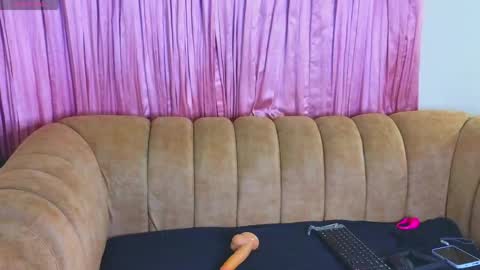 Snapshot of josethariaz25 chatting on 05/12/26, 10:45 JOSETH ARIAZ online show from 05/12/26, 10:45
