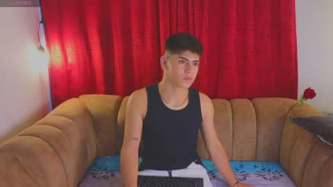Snapshot of josethariaz25 chatting on 06/11/26, 11:19 JOSETH ARIAZ online show from 06/11/26, 11:19