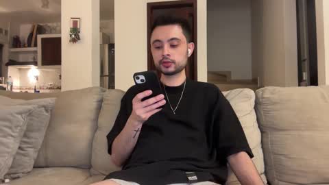 josezaens_ online show from 09/21/25, 09:55