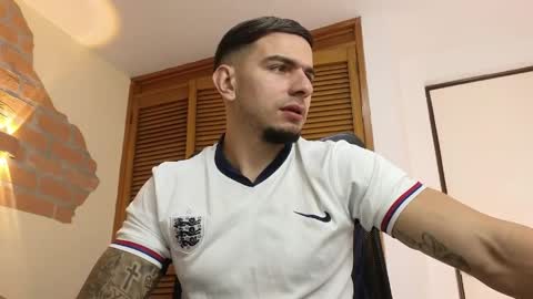 josh_miller01 online show from 06/04/26, 01:28