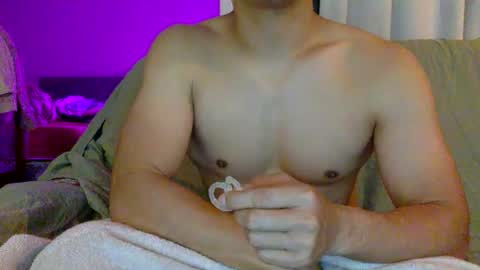 Snapshot of joshasian0713 chatting on 10/02/25, 10:11 joshasian0713 online show from 10/02/25, 10:11