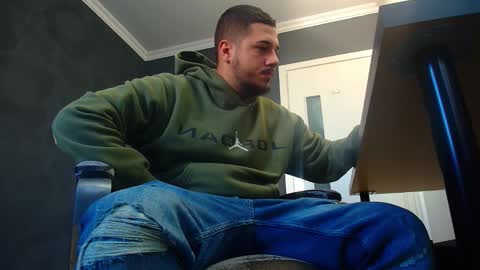 JoshKnight online show from 09/18/25, 05:20