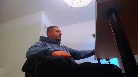 JoshKnight online show from 09/30/25, 05:23