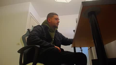 JoshKnight online show from 10/03/25, 05:04