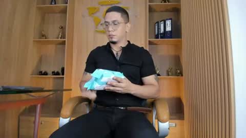 joshmiller___ online show from 07/17/26, 11:50