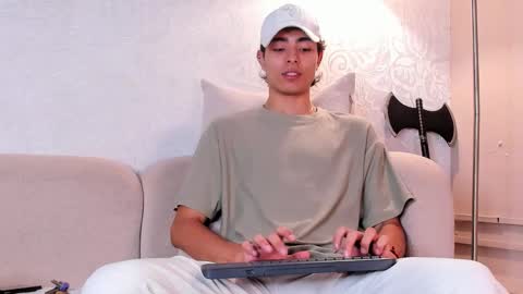 Josh Rashford online show from 10/25/25, 09:31