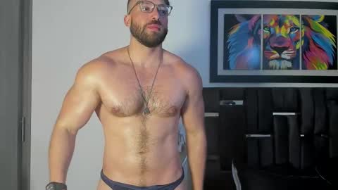 Snapshot of joshualyon chatting on 11/05/25, 05:35 Joshua The Lion online show from 11/05/25, 05:35