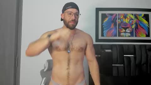 Snapshot of joshualyon chatting on 12/01/25, 06:02 Joshua The Lion online show from 12/01/25, 06:02