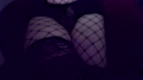 Snapshot of josiesissy_28 chatting on 10/13/25, 01:27 Sissy with shrunken little clitty online show from 10/13/25, 01:27