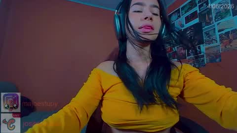 Josita rousell INSTAGRAM  majoestupy  online show from 06/04/26, 09:21