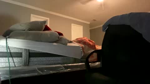 Snapshot of josman23 chatting on 12/06/24, 12:16 josman23 online show from 12/06/24, 12:16