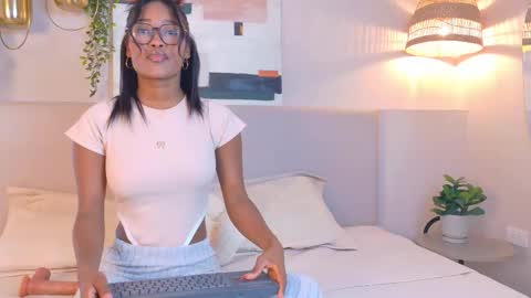Snapshot of josselynbrown chatting on 01/18/26, 01:37 Joss online show from 01/18/26, 01:37