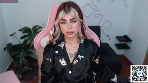 josephine   independent model    online show from 12/09/24, 02:34