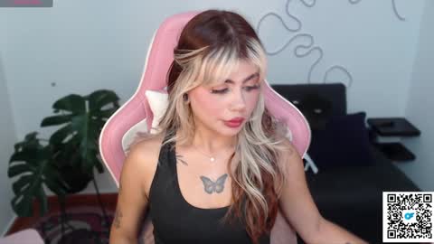 josephine   independent model    online show from 12/11/24, 10:27