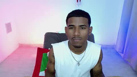 Snapshot of josua_smith chatting on 11/27/25, 01:29 Josua online show from 11/27/25, 01:29