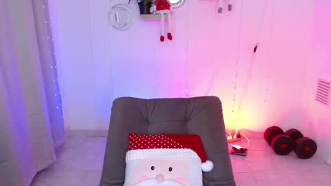 Snapshot of josua_smith chatting on 12/14/25, 01:11 Josua online show from 12/14/25, 01:11