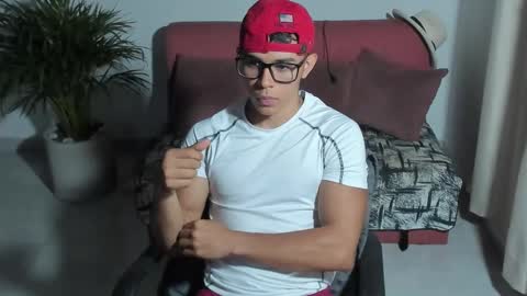 Im Jouliano online show from 09/13/25, 11:37