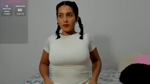 sofiaparker8 online show from 09/19/25, 12:12