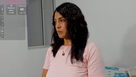 sofiaparker8 online show from 10/23/25, 10:52